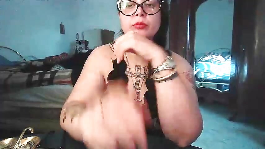 Showing Alice 🐇💕🐇 - відео від вебкаммоделі AliceBehind