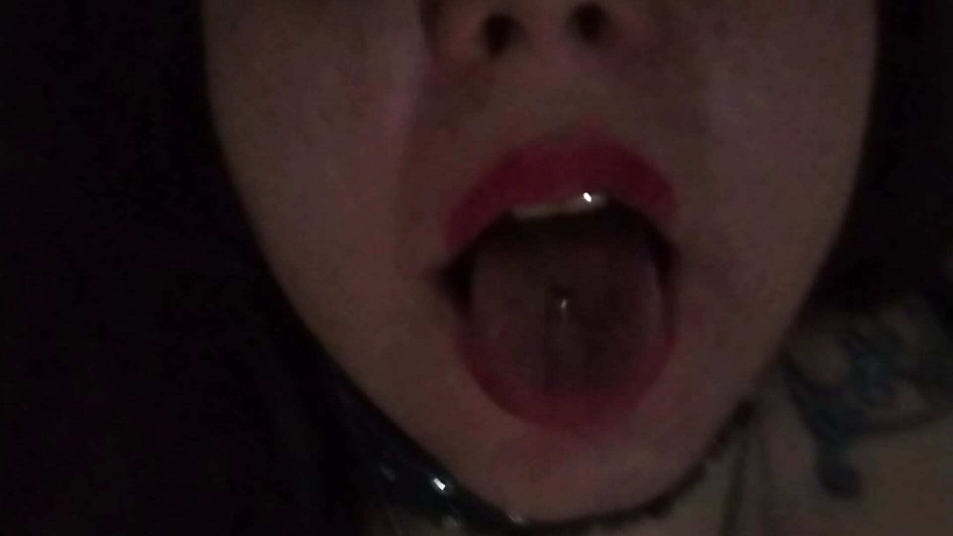 Traust✨ – video modela na kameri AliceBehind