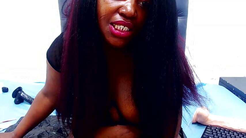 SQUIT - video by MILKYLONGPUSSYLIPSS cam model