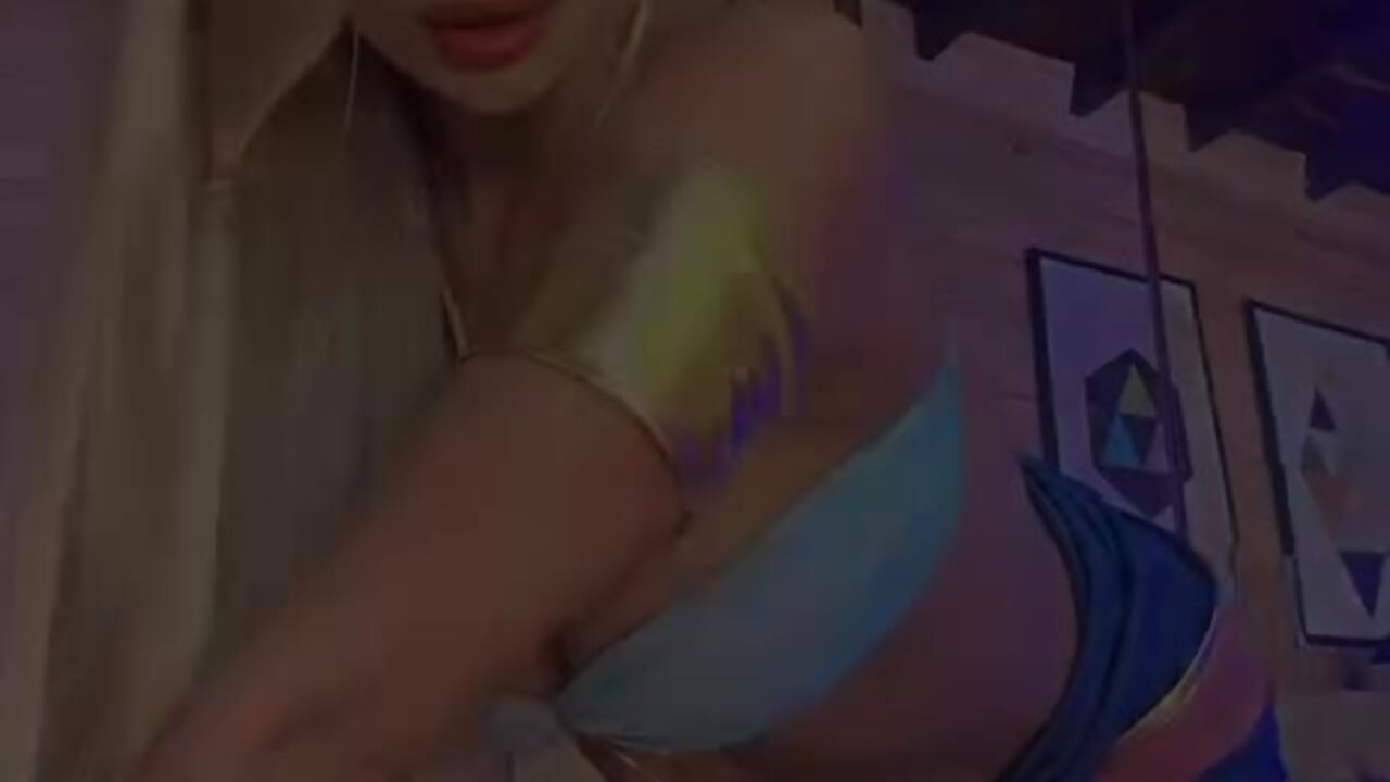 Welcome to Atlantis!🔱🔥 - vídeo de IzzyWild modelo de câmara