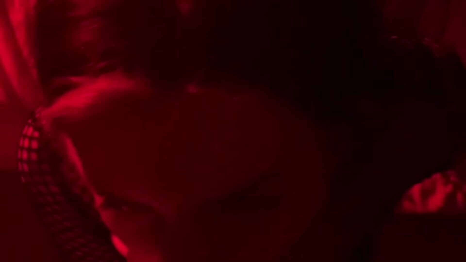 DEEP NEON BLOWJOB
