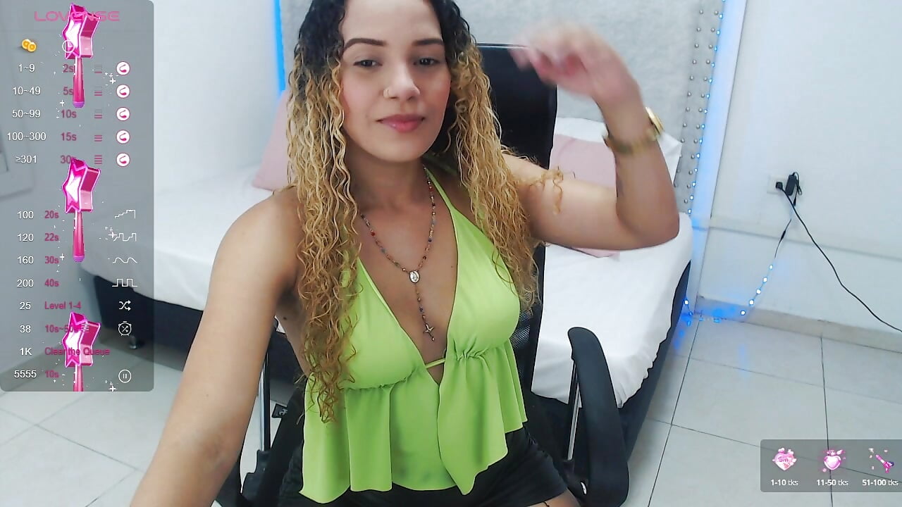 2024-02-29 15-21-25 - video by Chiqui_milk_ cam model