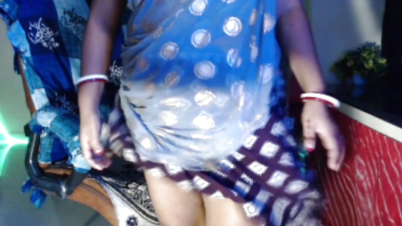 Oil show - video by Moody_Maya cam model