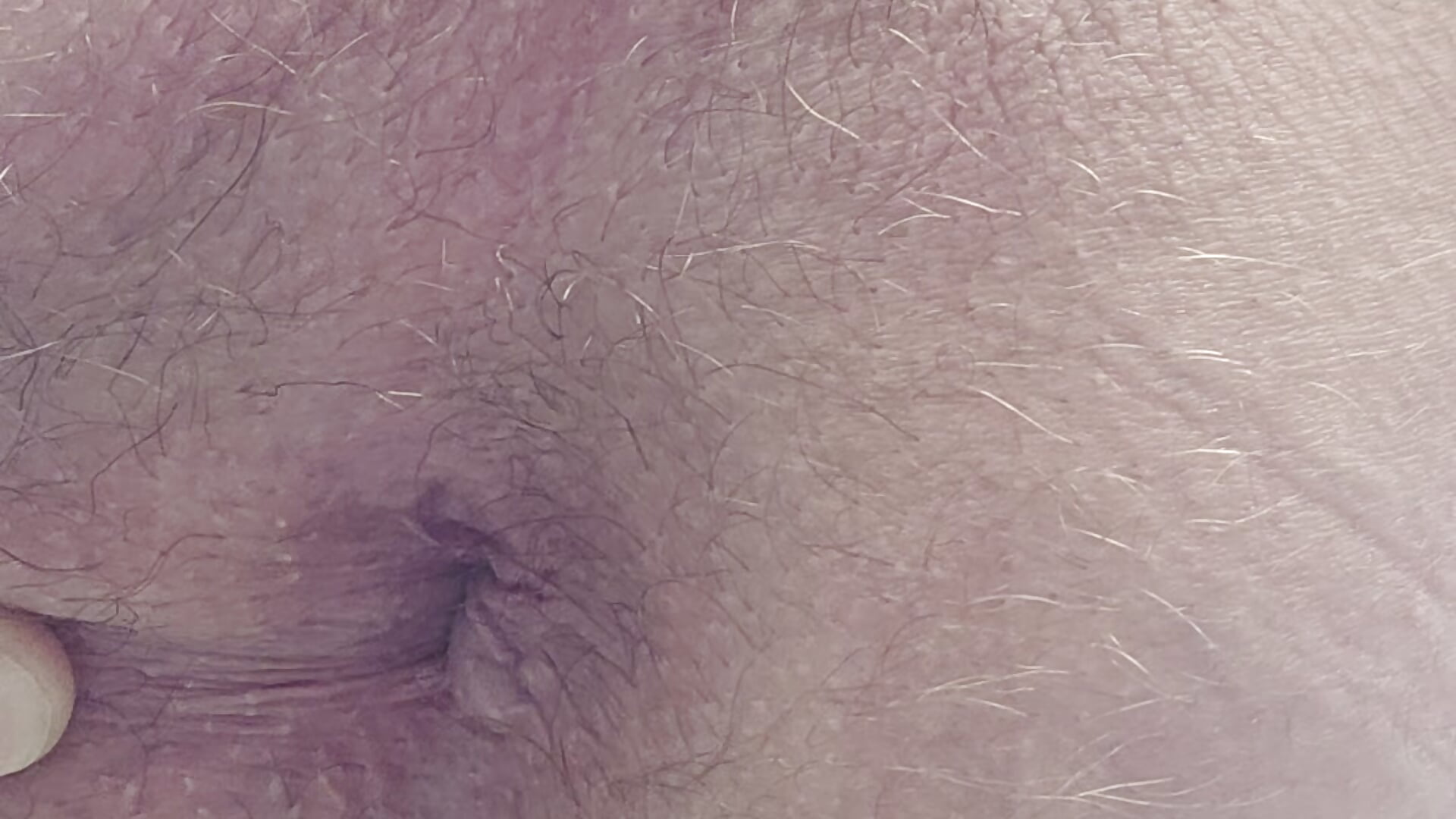 Doigt dans le cul - video di adoptemabite modella di cam