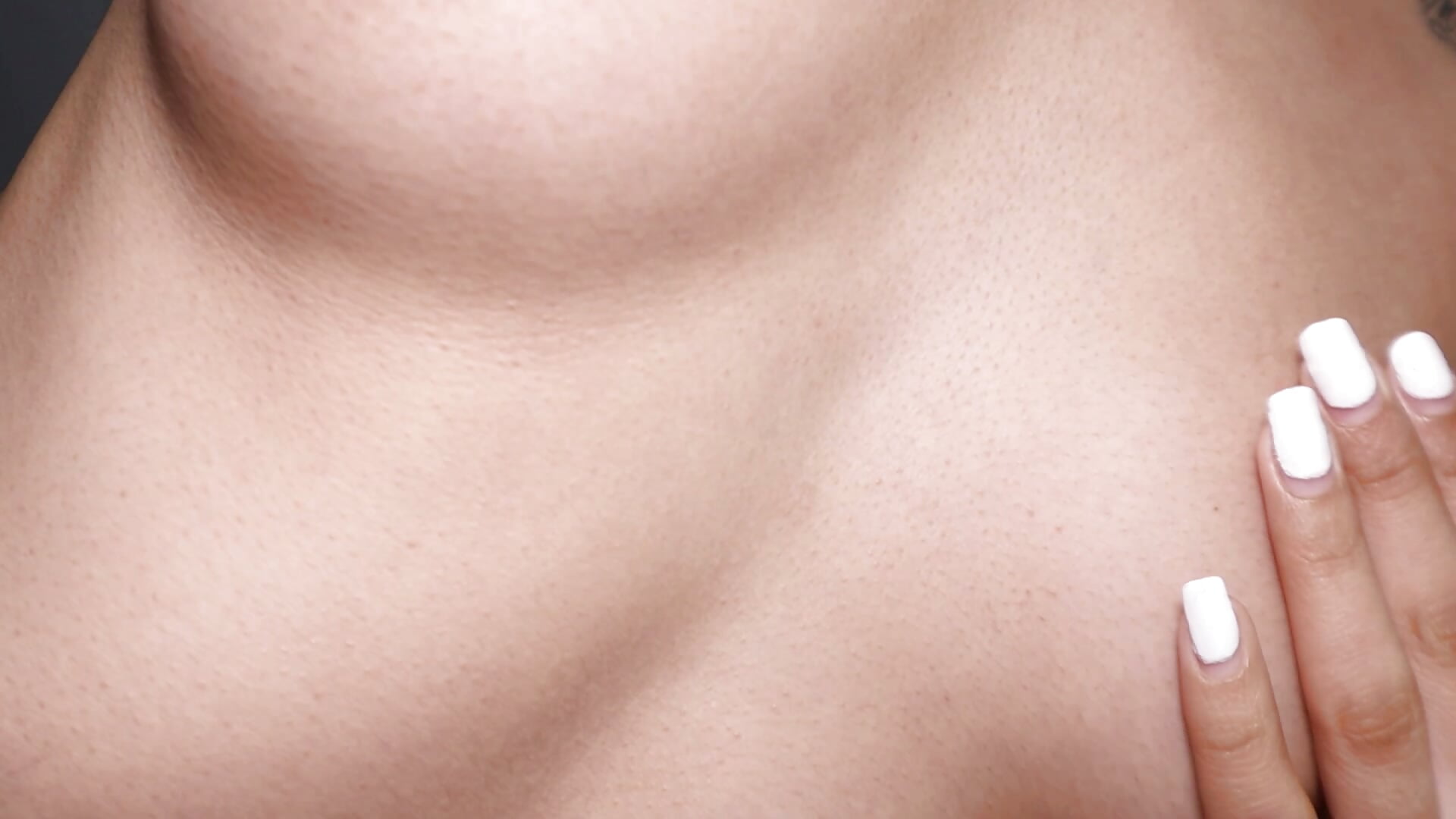 Kiss my  armpits - video by LeenaBrown cam model