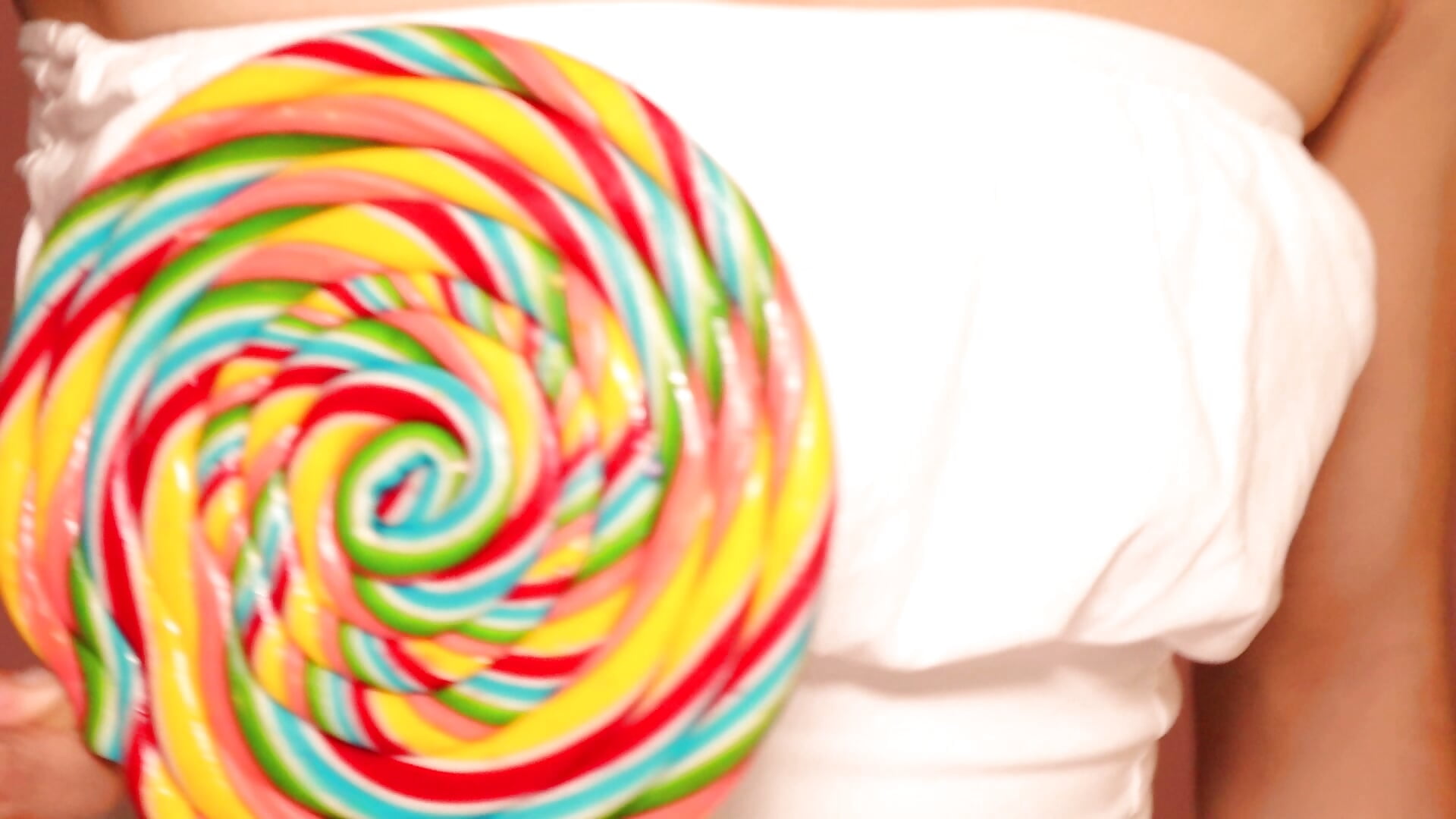 Lisa Candy - video by Lissalittlee cam model