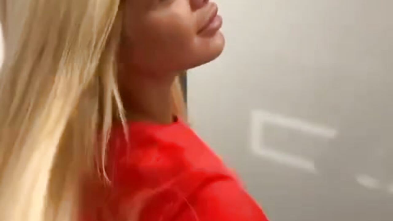 SHAKE THAT ASS😅 - Irish_BarbieX 的视频