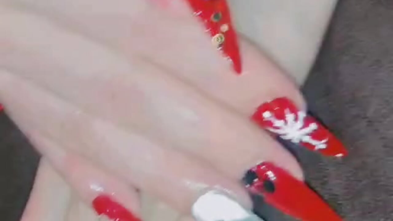 Christmas nails