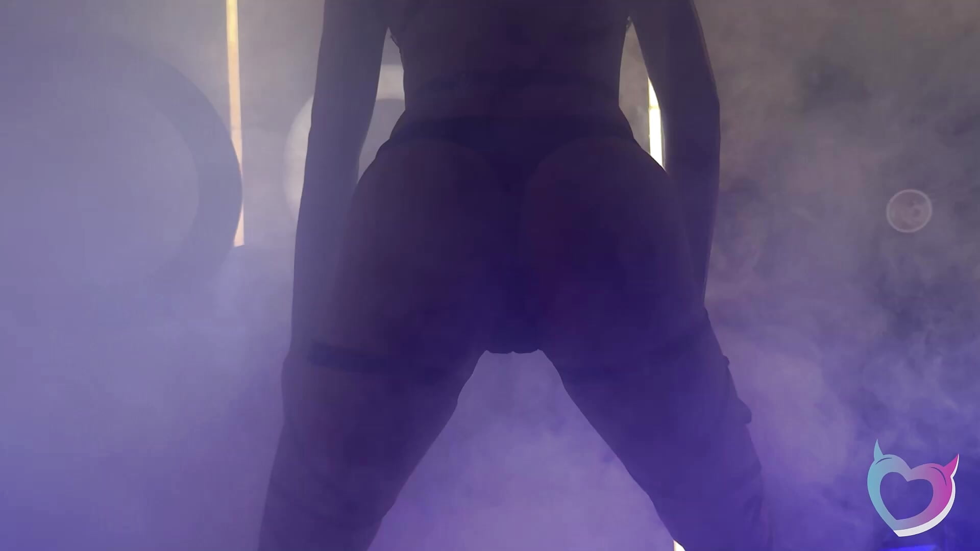 Twerking in Lingerie