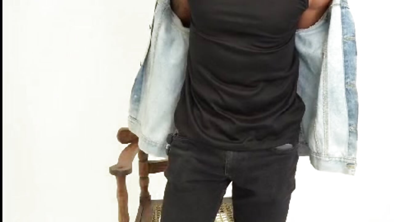 Hey you !! - video by MagnusWar cam model
