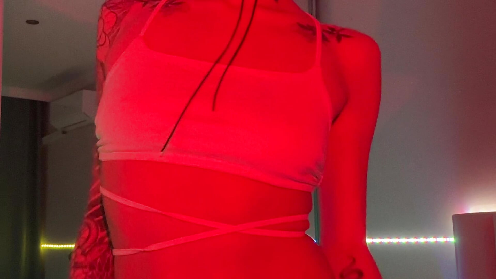 Dancing for you - video của người mẫu cam ellie_miu