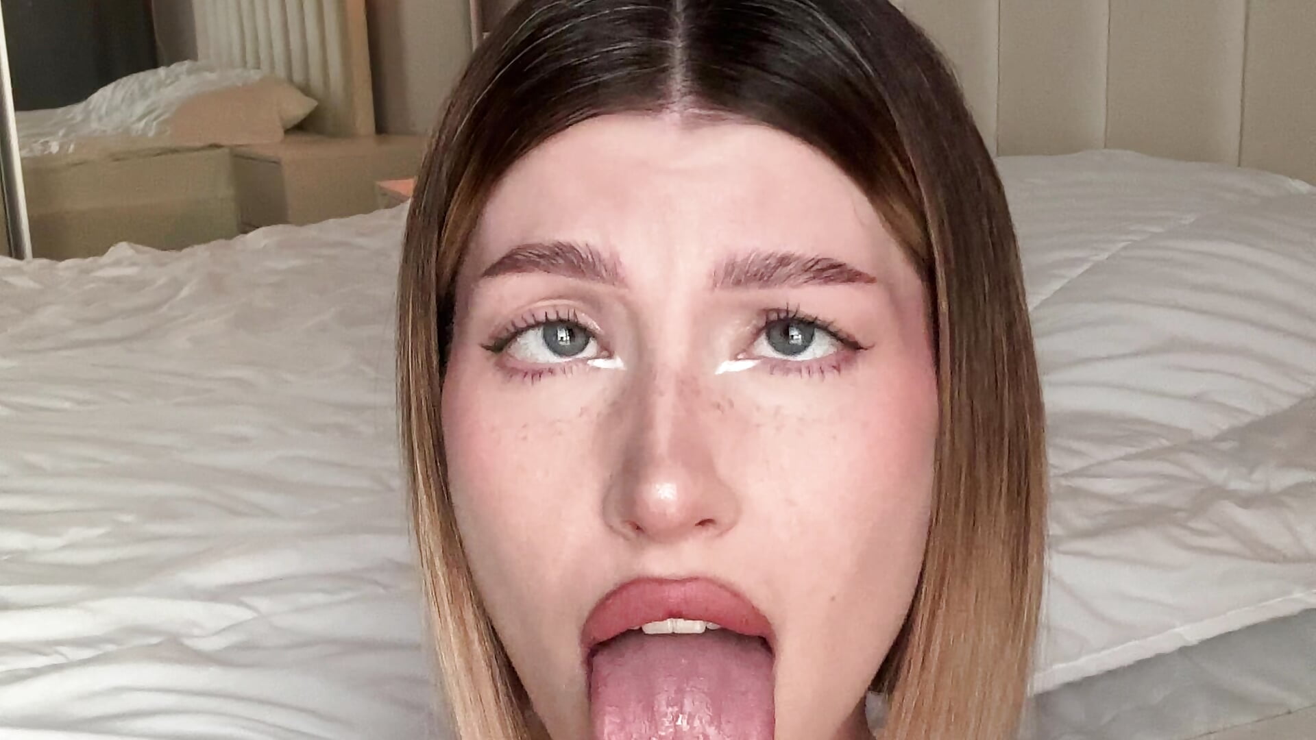 IMG_1290 - video của người mẫu cam ellie_miu