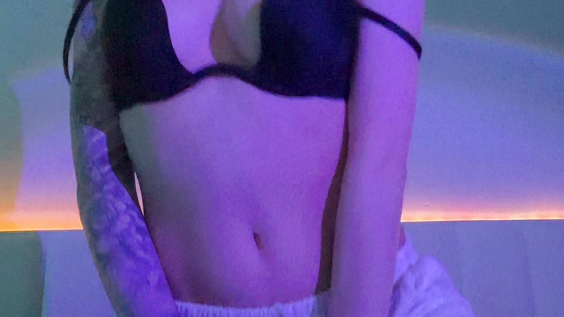 IMG_1190 - video của người mẫu cam ellie_miu