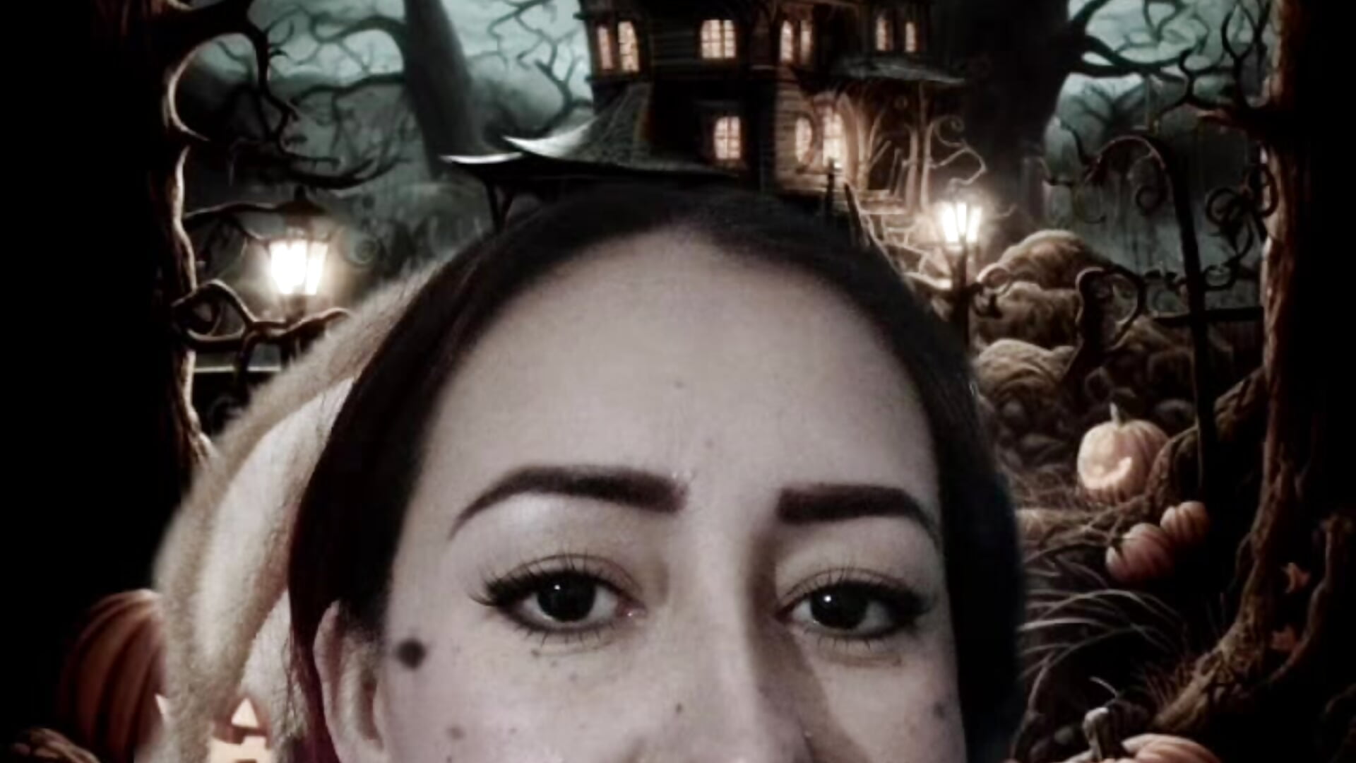 Happy halloween 🎃🎃 - video by bianca_milfsexy cam model