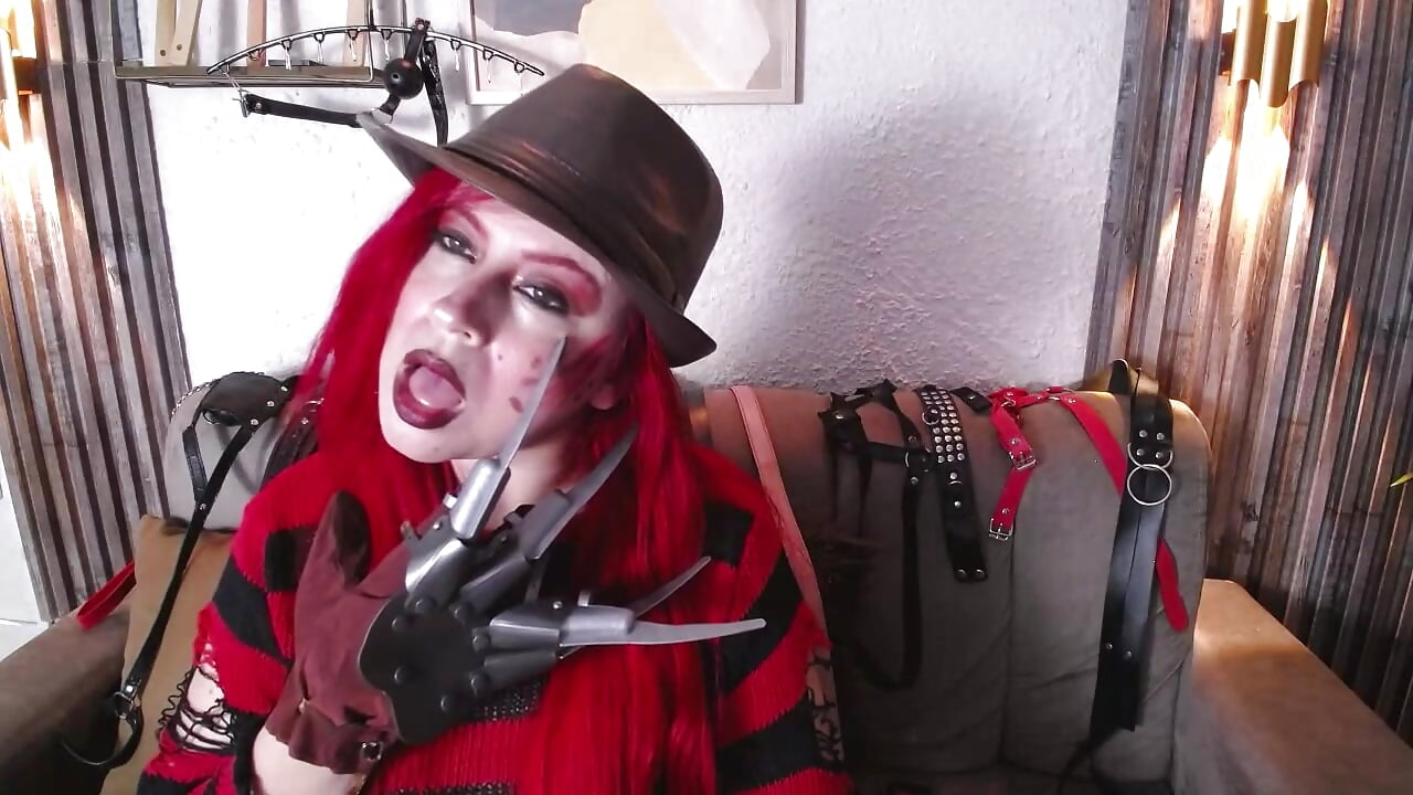 Let me be your worst nightmare tonight!! Happy Halloween master 🎃🔥🔪 - video av Naty_slavedoll