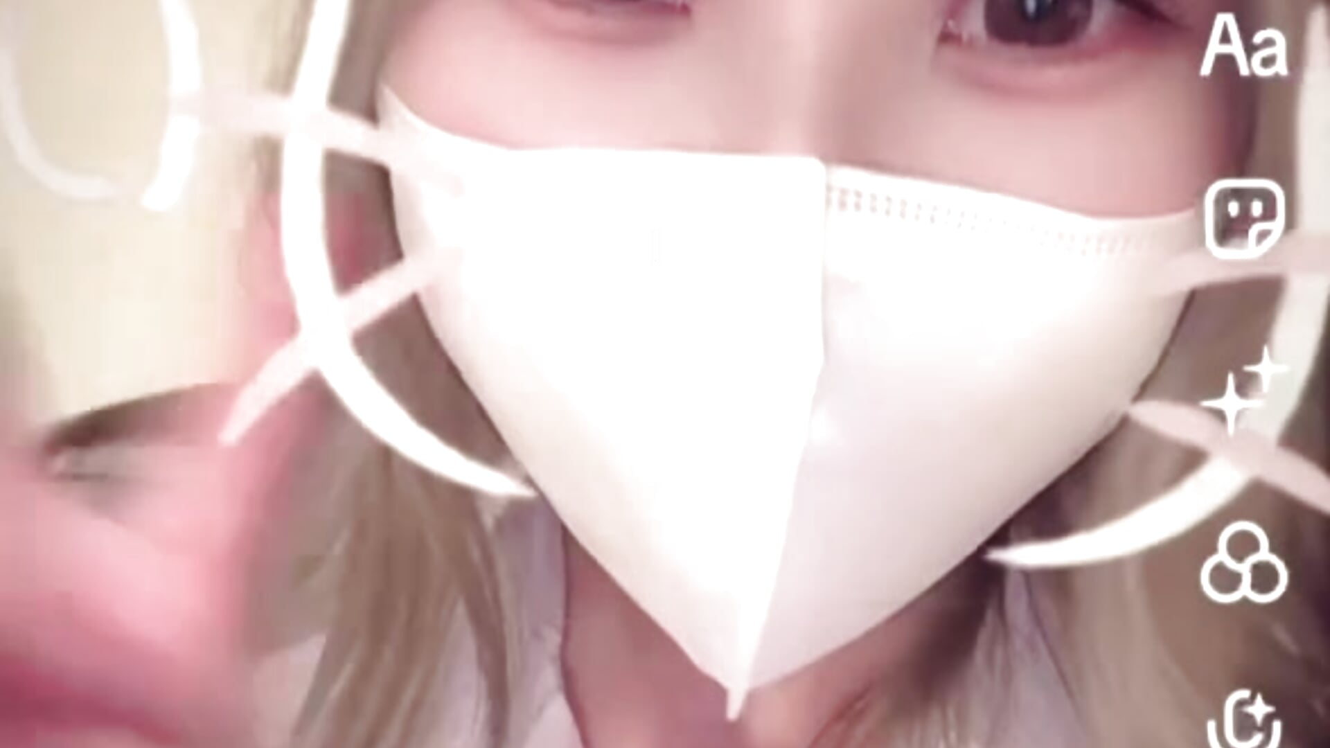 お気に入り40万人突破🎉 いつも支えてくれて、盛り上げてくれてありがとうございます❣ 恥ずいけど撮ってみた(´>///<｀)💦
