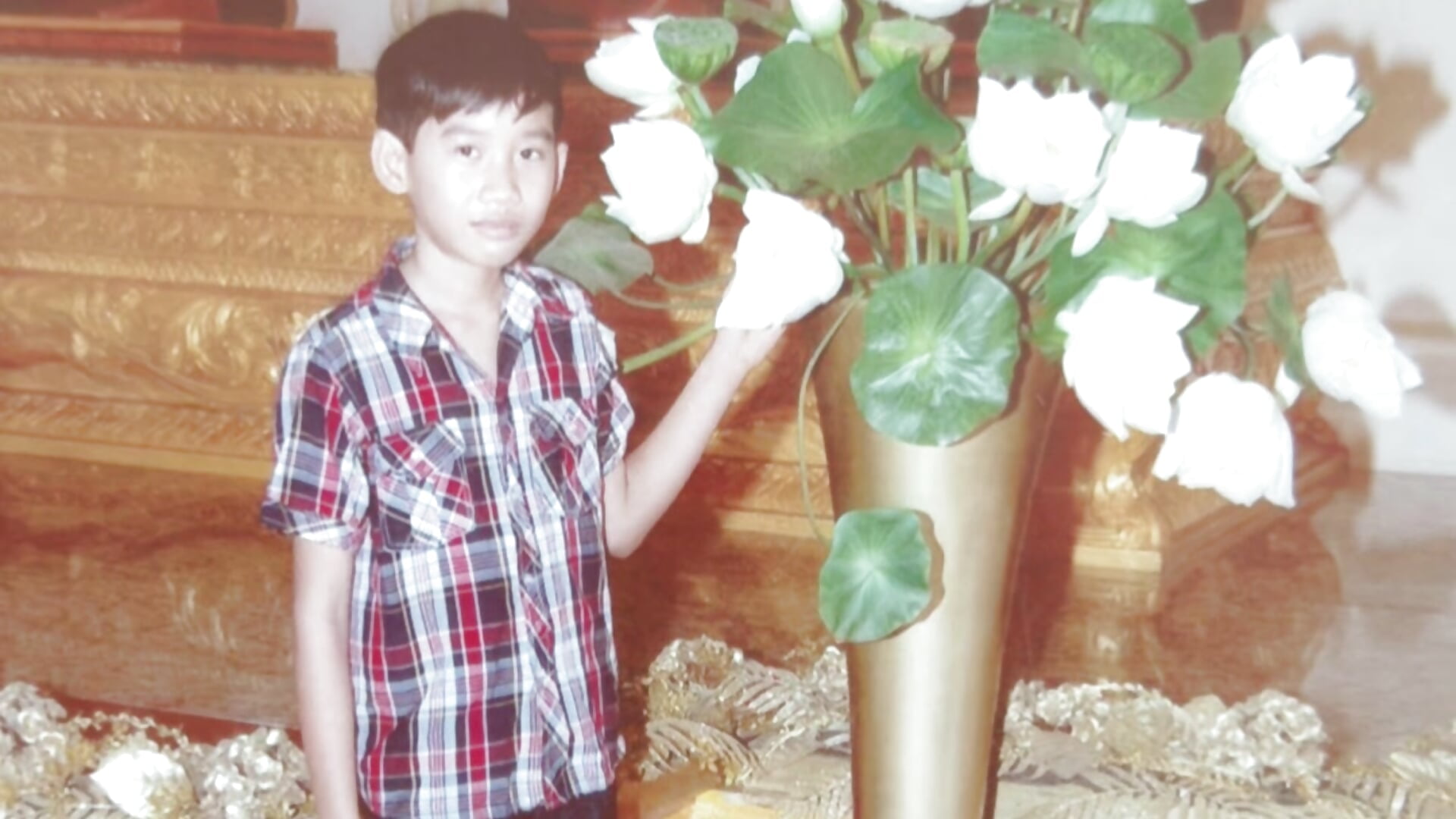 The gap between the two photos is 18 years - 視頻由 MinhTuanLive 主播提供