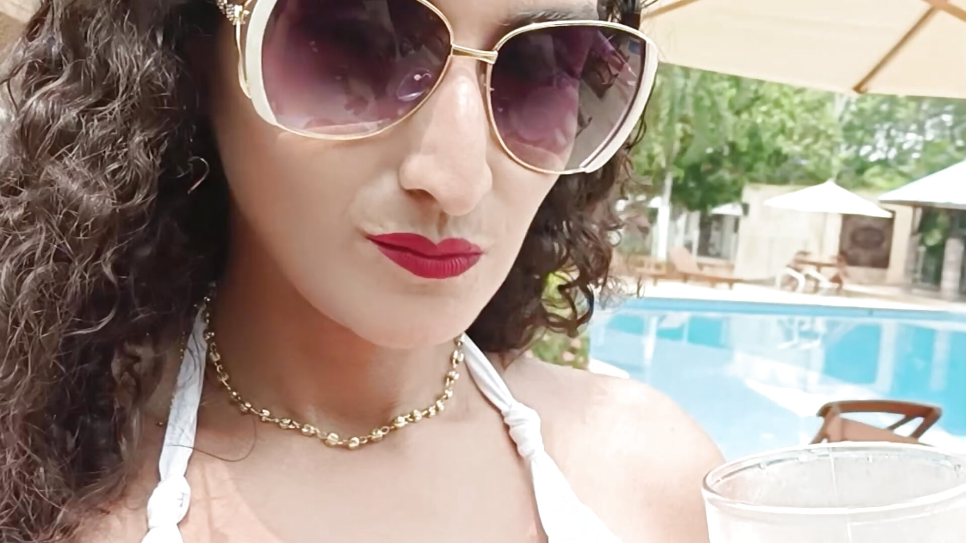 Enjoying the life - vidéo du modèle de showcams Holyjacky_