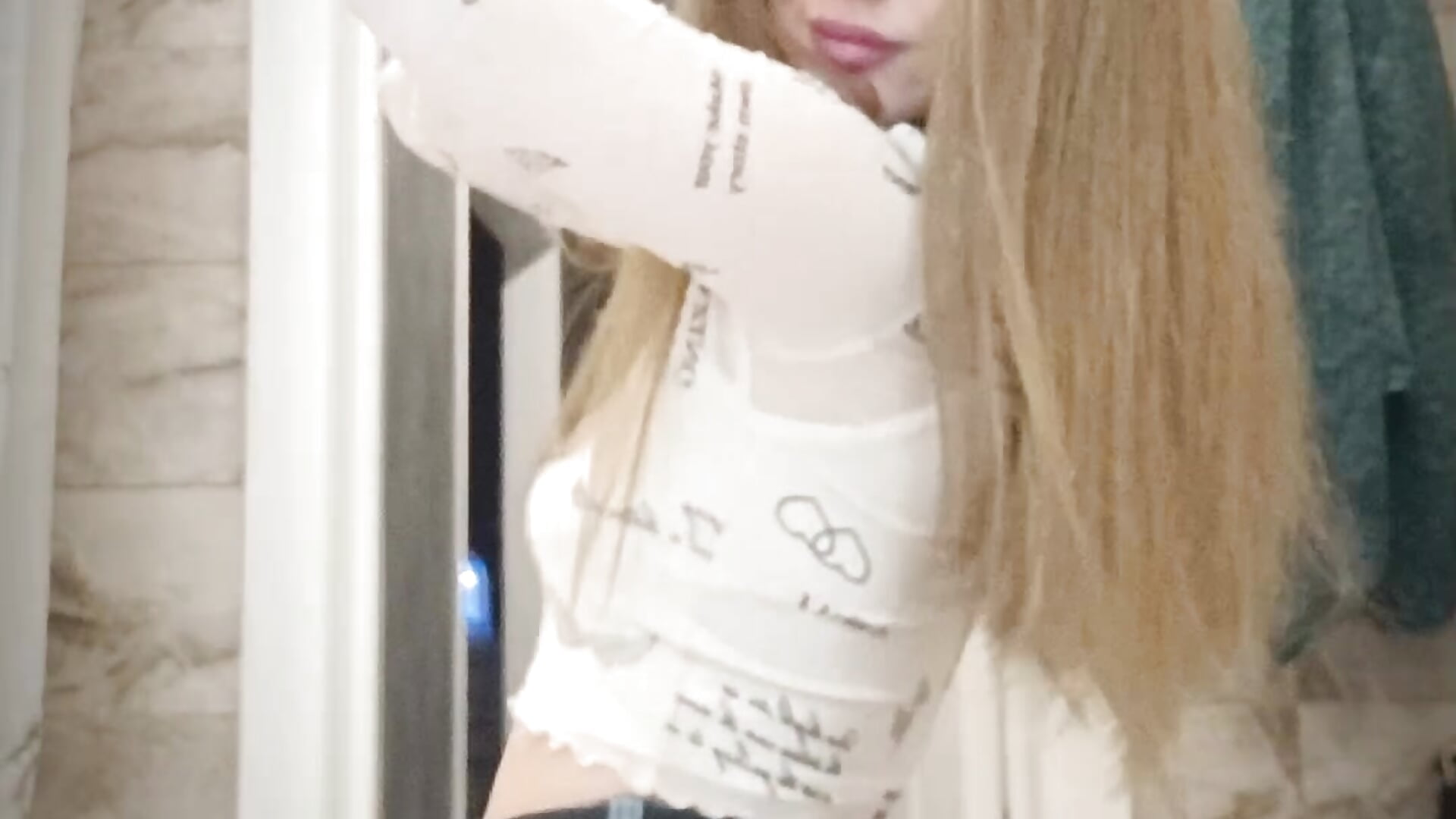 I'm going to energize your day😎 - video od modelky/modela juicy-pussy