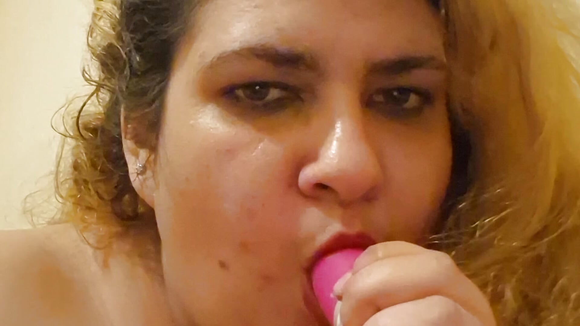 Je suce god braguette espagnole mordille les seins ^^ 110g