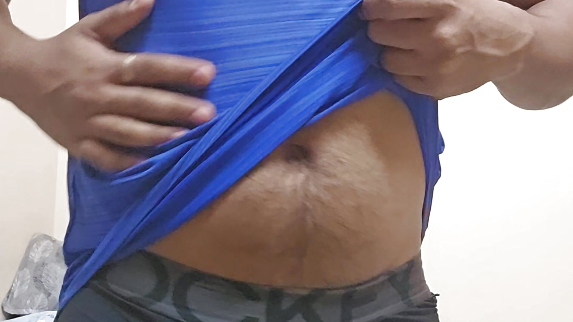 Strip tease - video by Makeout_artist cam model