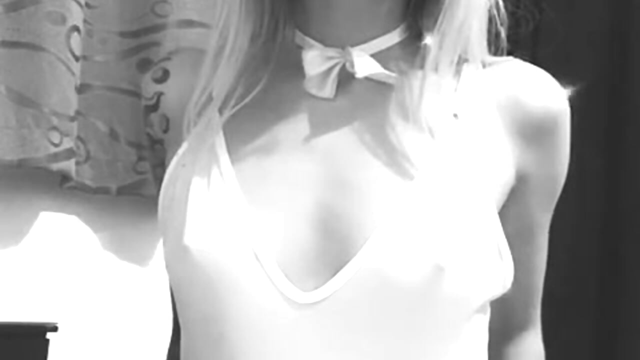 YOUR LITTLE SCARLET - video by scarlet-jonesx cam model