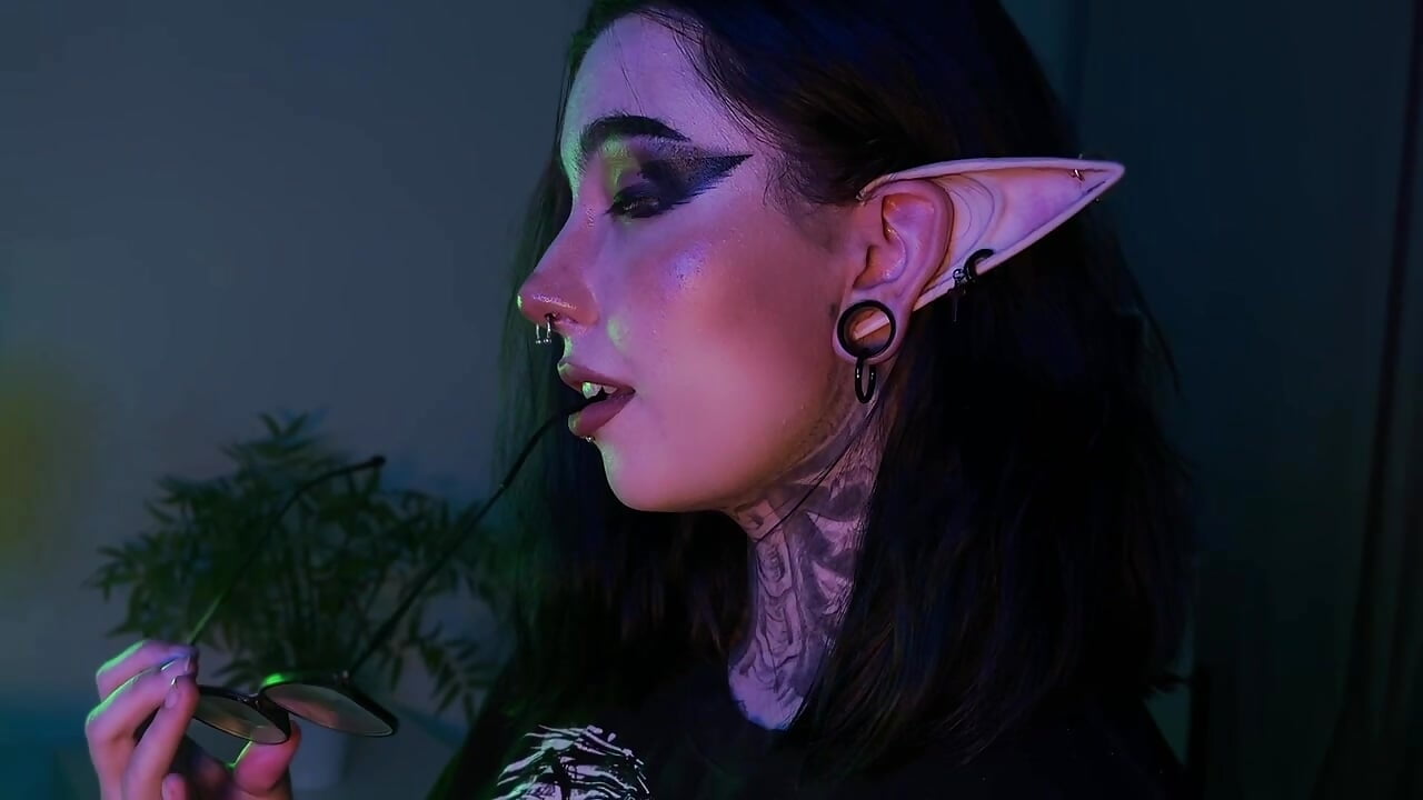 Look at me - video by Dixi_Pixi_ cam model