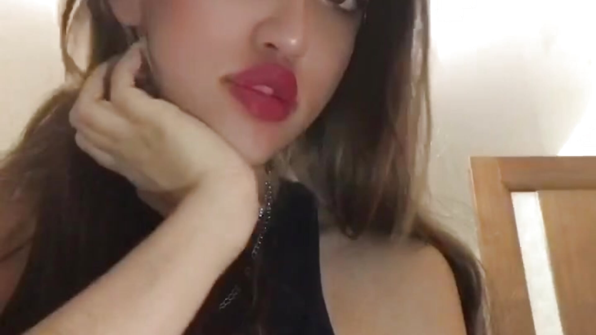 Wanna play?😇 – video af chococatz