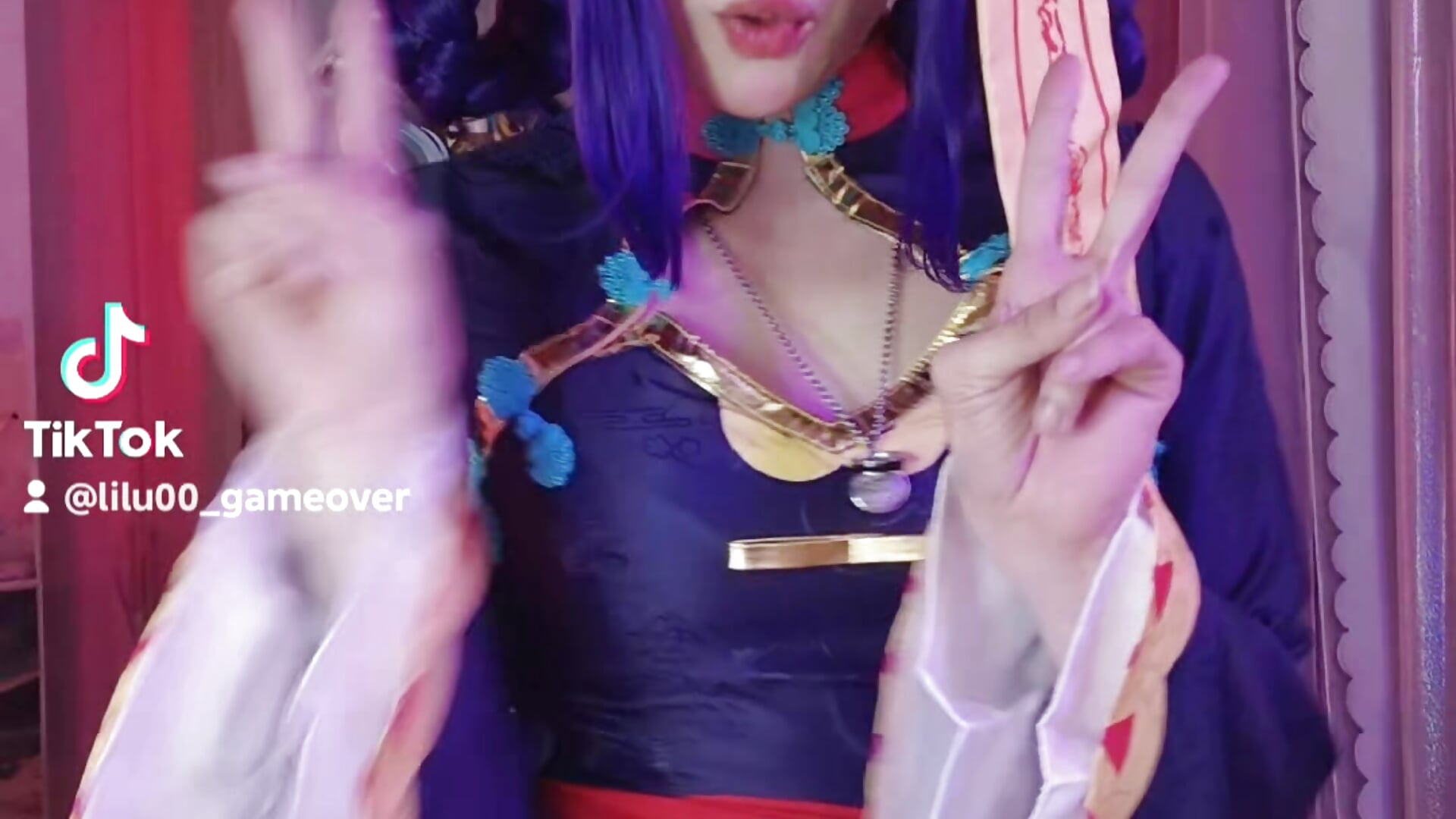 (^з^)-☆Chu!! - video by Sara_Skys00 cam model