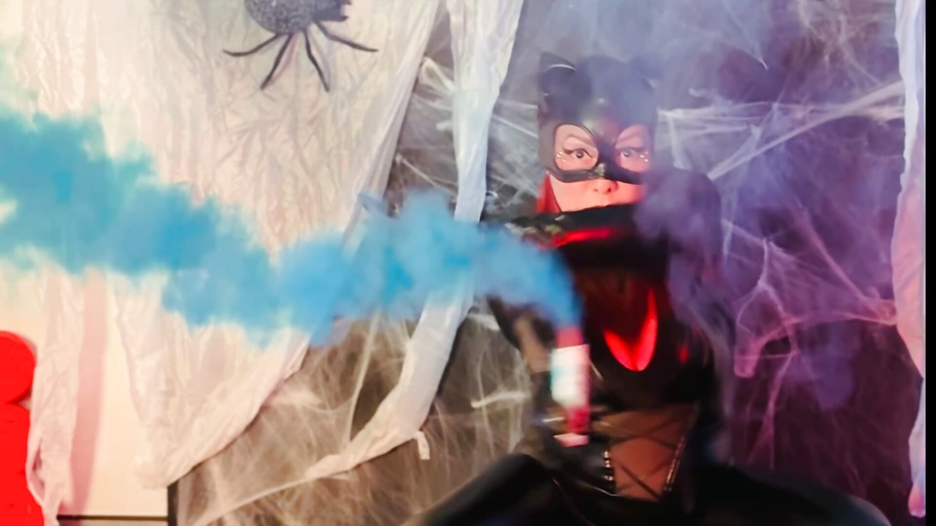 😼 “Naughty catwoman: playing with my whip” - video by BrendaSex_Hot cam model