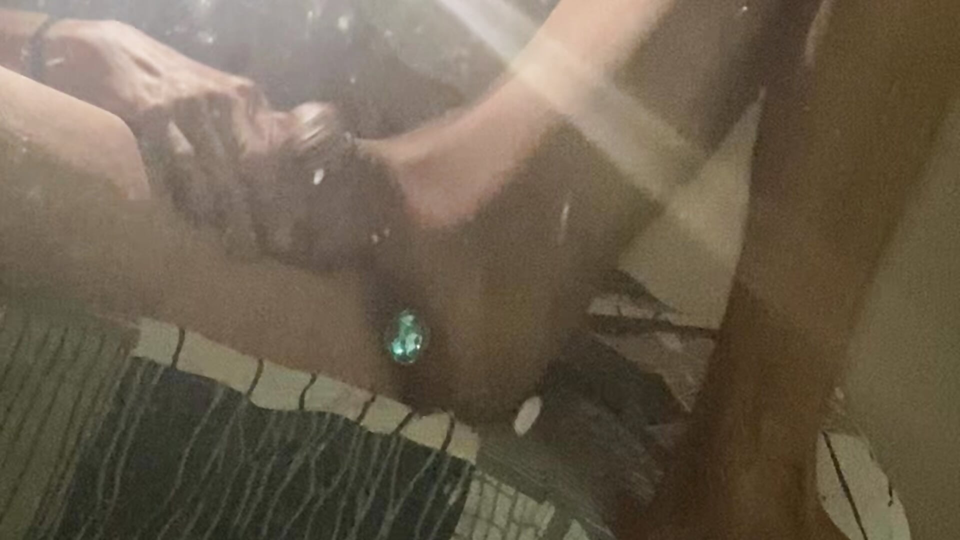 IMG_0799.M4V - video by FlyHenri cam model