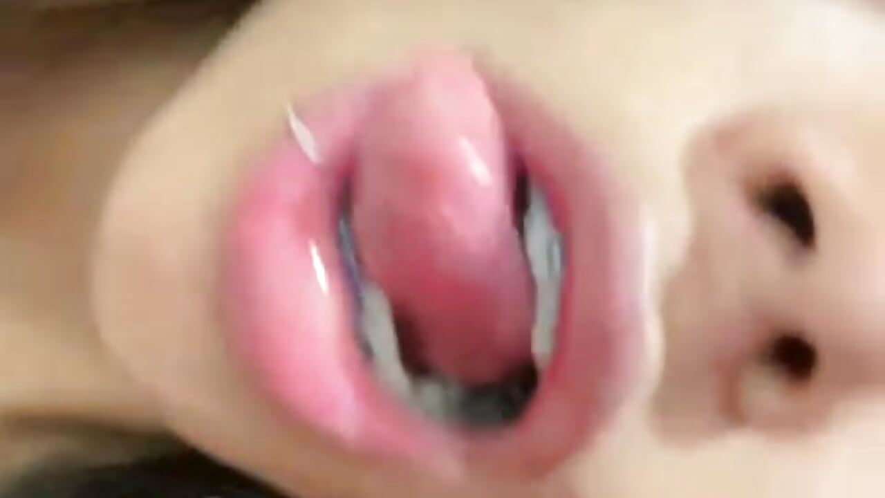 how much you like my tongue 😋🤤 - Celesteevanss_ 캠 모델의 동영상