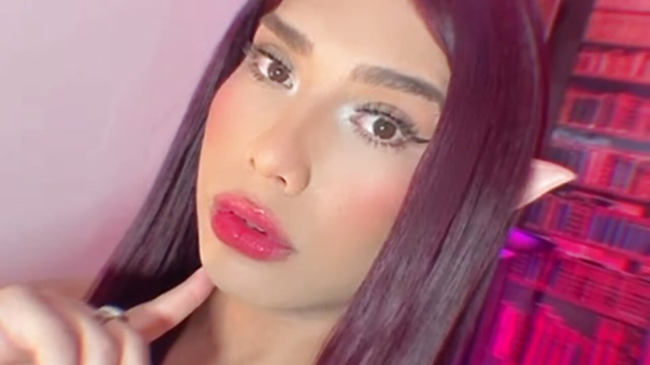🧚‍♀️🌸😍 - vidéo du modèle de showcams caribbean_passion_