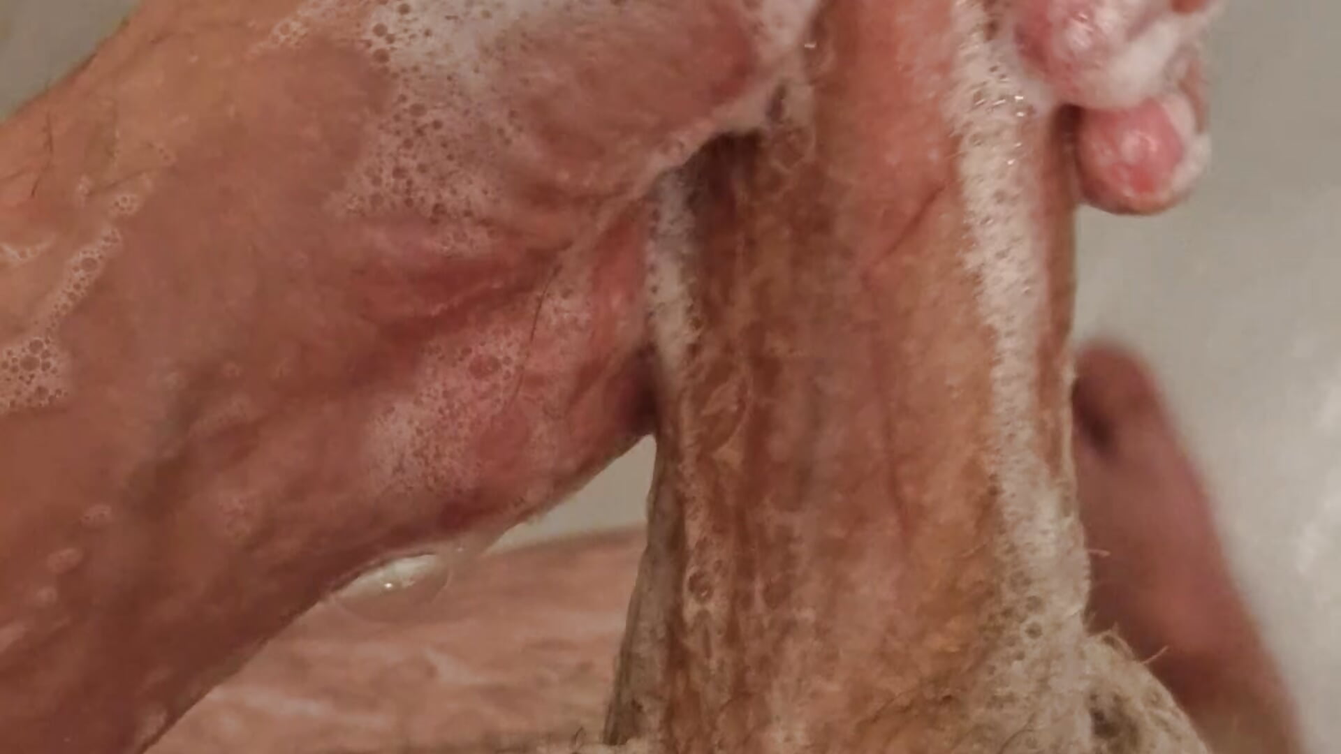 sous la douche - video oleh model kamera ClassicDick69