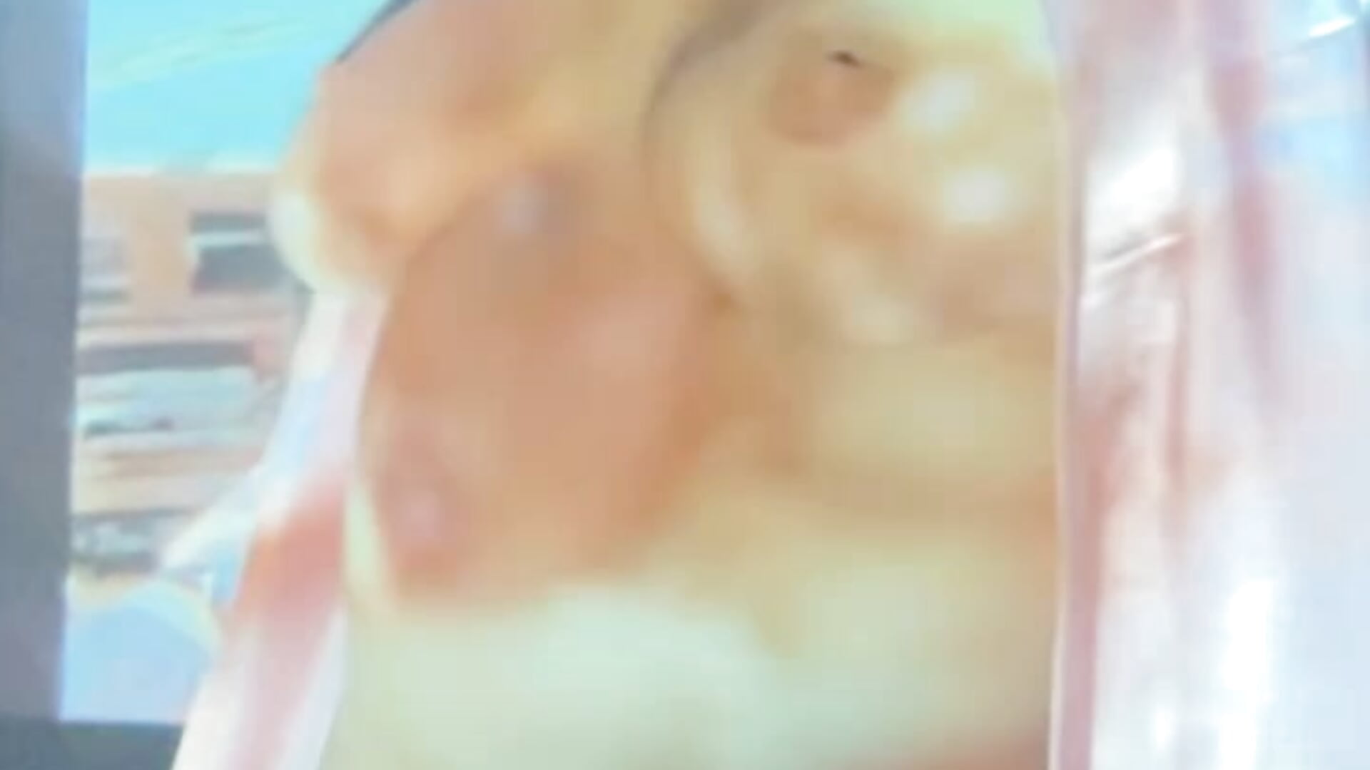 Body lights 😈👀 - vídeo de la modelo de cam gabyaridi