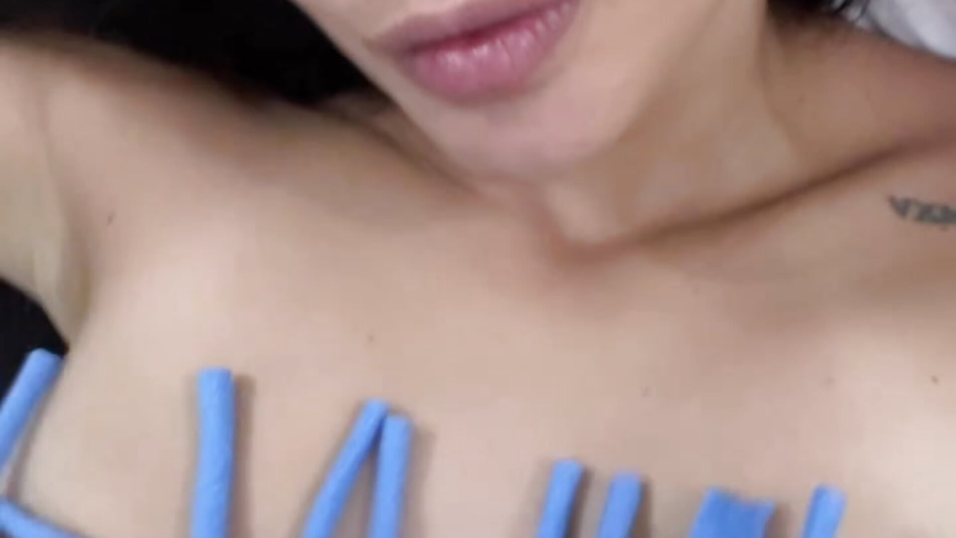 e17dccaa865f42ffb3a38f5c8073c0d0.mov - vídeo de la modelo de cam gabyaridi