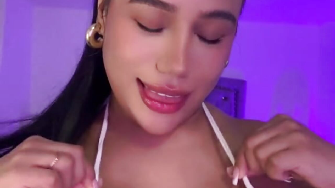 Big mmmm 🐮 - AshleyFerrer 캠 모델의 동영상