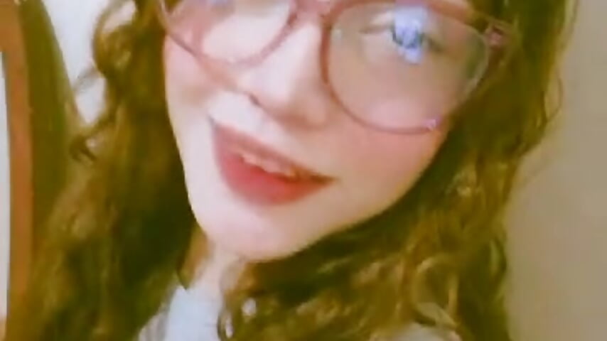 VID-20240128-WA0113 - vídeo de Stety-y-daniel modelo de câmara