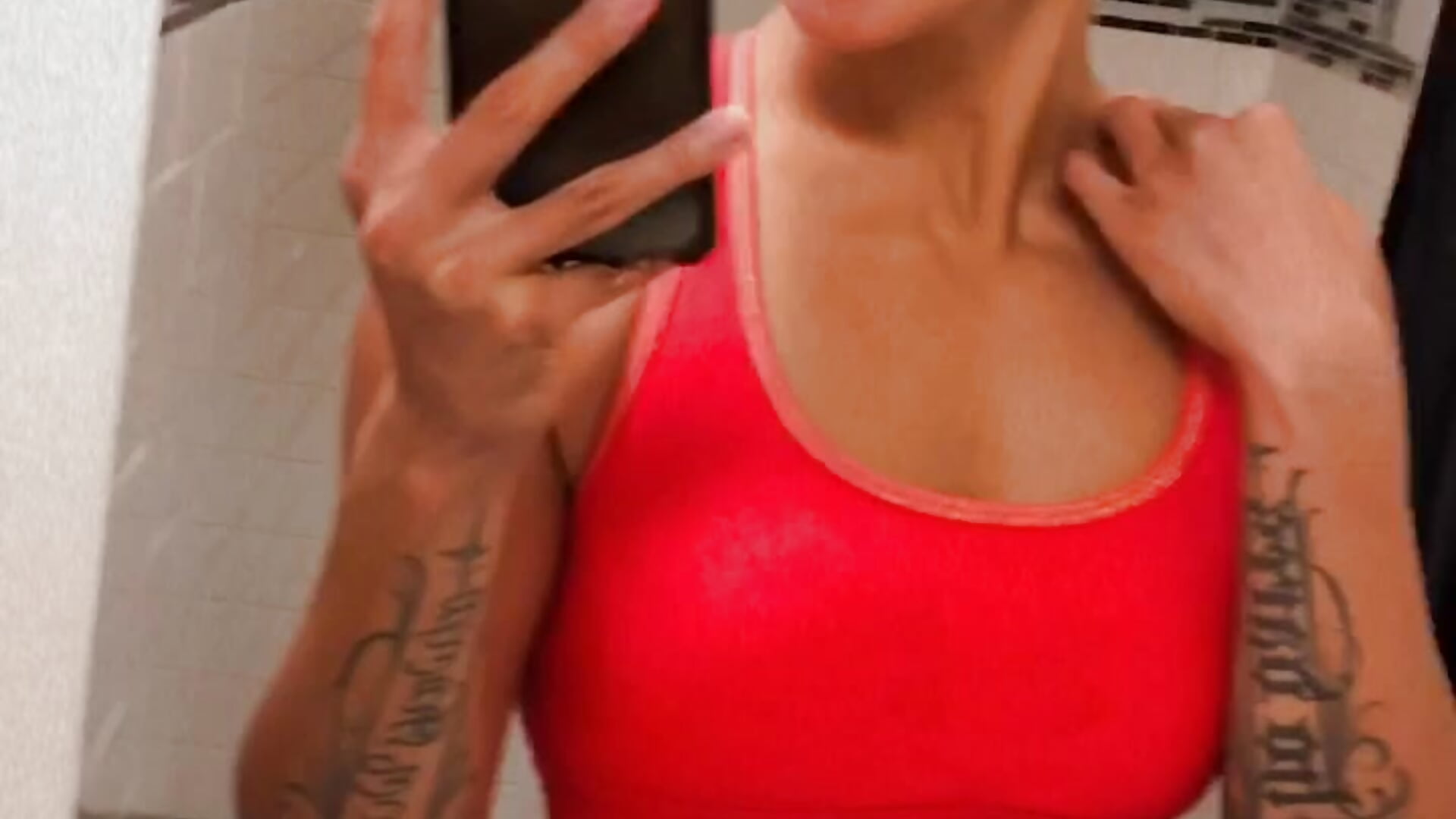 Post-workout Pineapple hair 🍍 - happyhyogan 캠 모델의 동영상