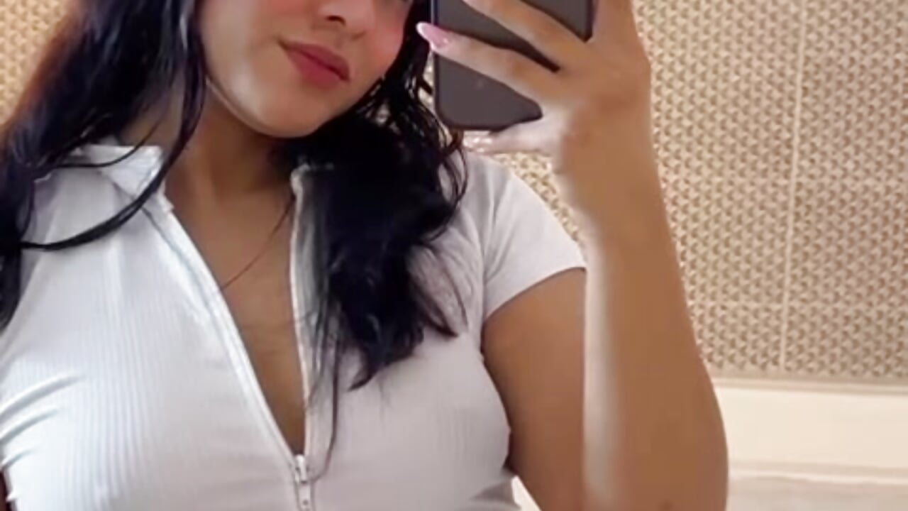 ONLINE - SofiaJamess 的视频