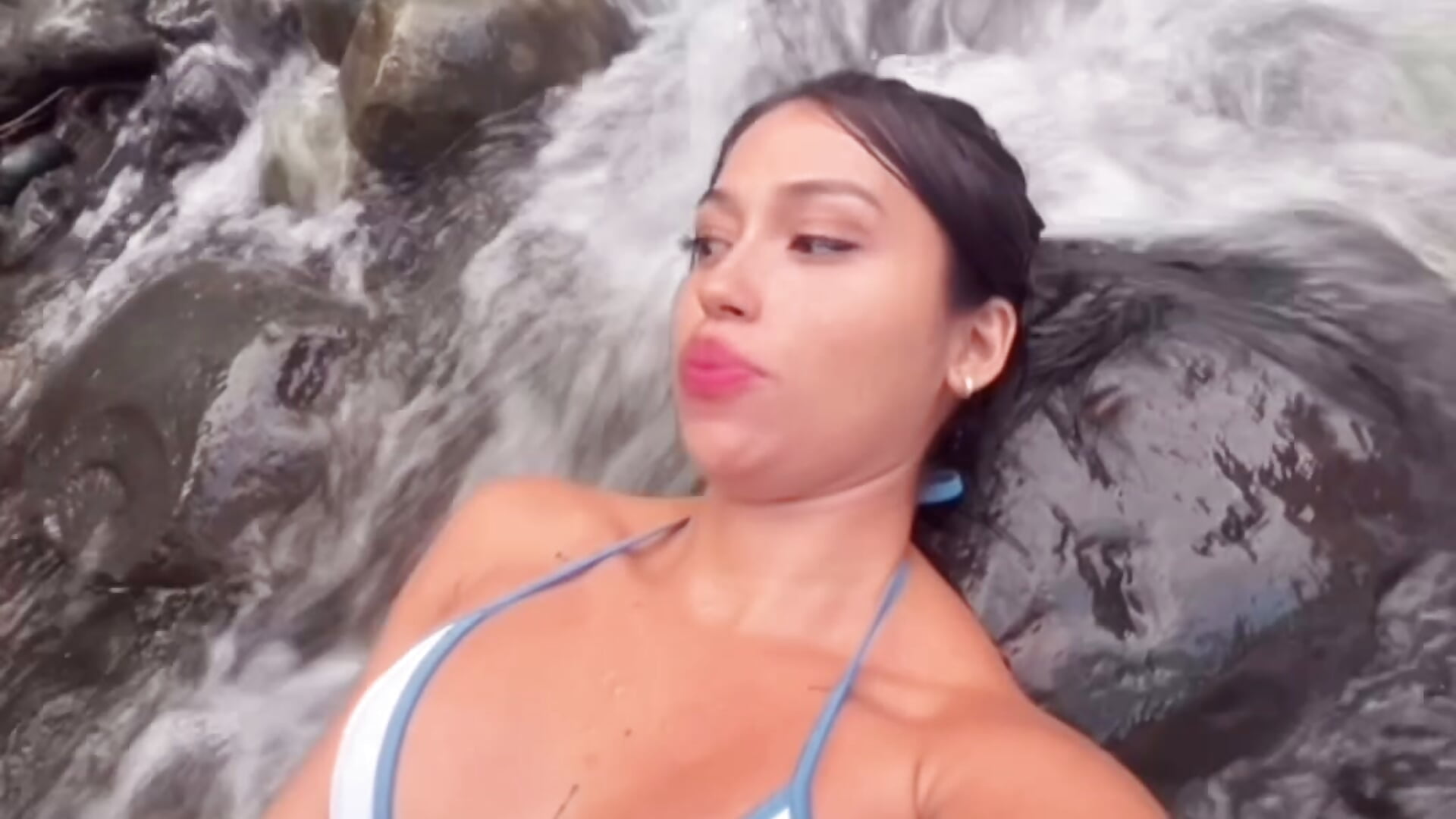 💆🏻‍♀️💆🏻‍♀️ – video od webkamerové modelky MISSYLINDA