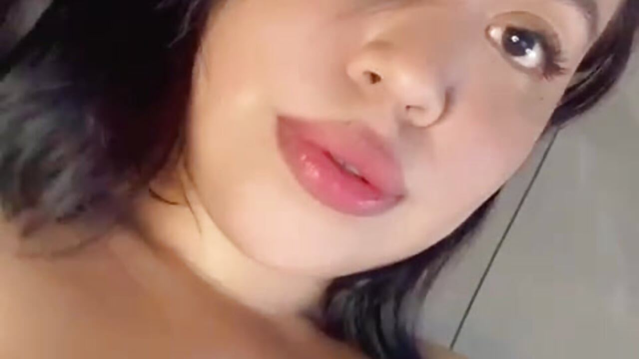 Do you like how my short hair looks? - video by catalitsc cam model