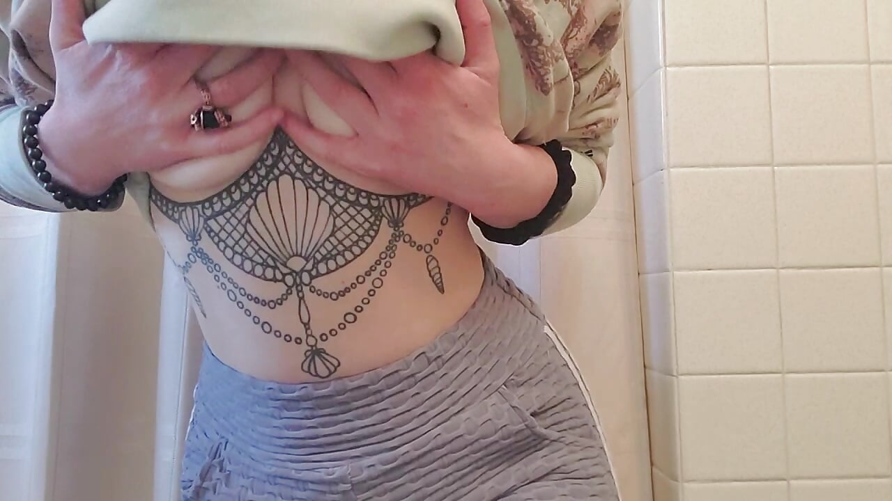 Admire Me 🍑 - video by PeachBooty420 cam model
