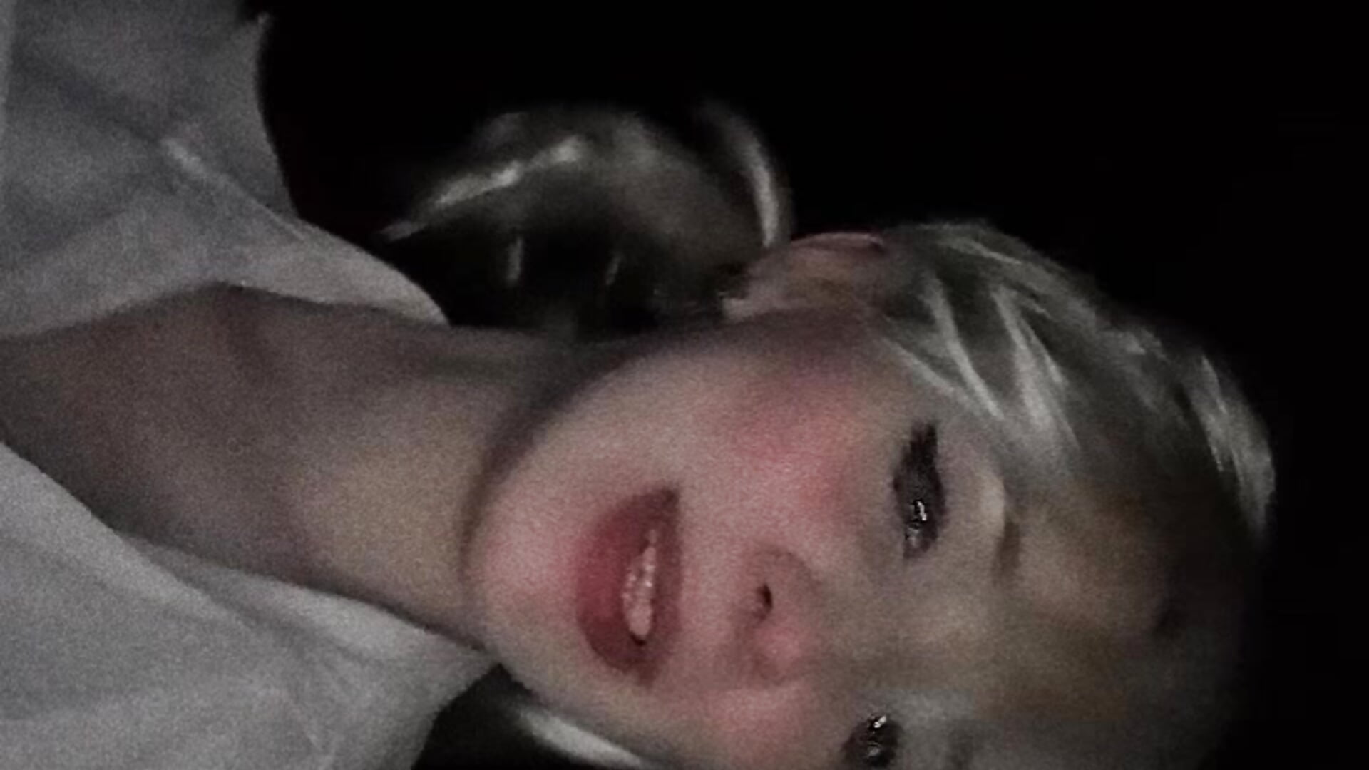 Just me - video by RuthDay cam model