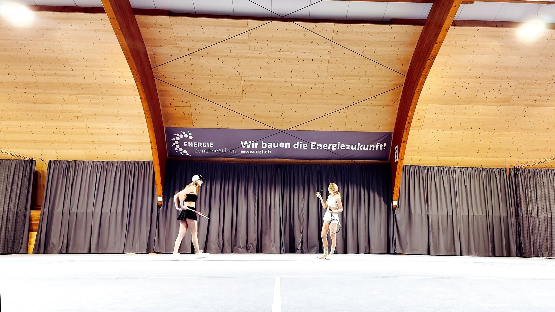 EP7 Extra SFW Tennis Game girls play – video af missdaisydiamond777 cam-model