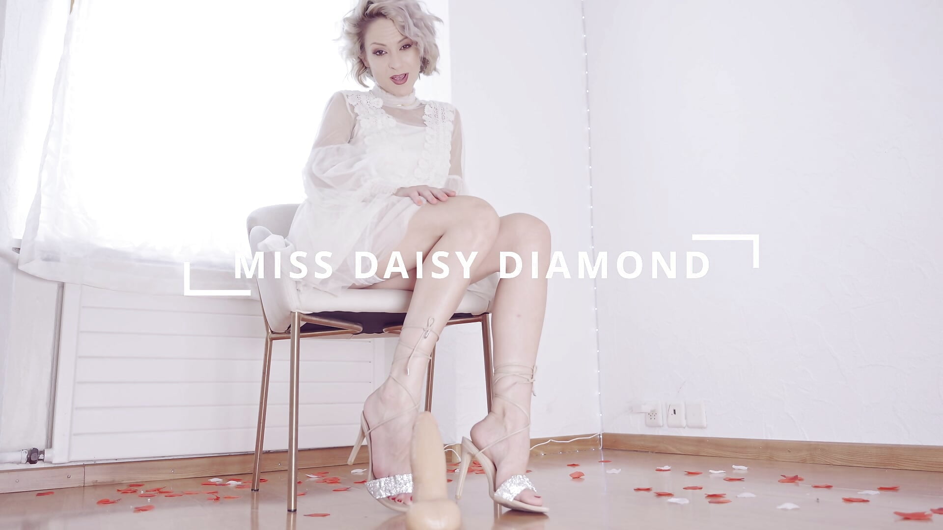 Trailer Horny Bride cheat with the best men before her Wedding, small penis humiliation - video by missdaisydiamond777 cam model