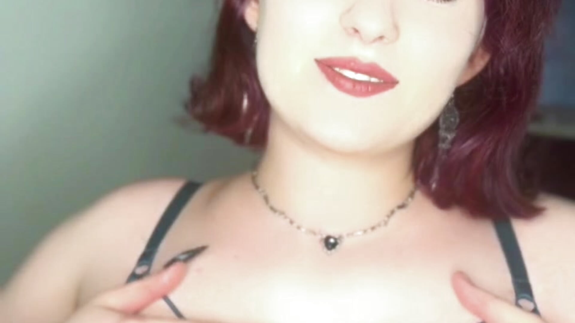 For you, honey!💋－カメラキャストのAemilia_の動画