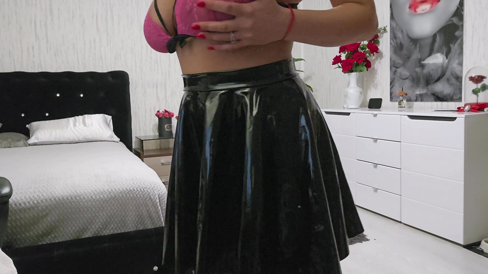 Striptease with Intense Teasing and Wild Wet Finish-highlight — filmik KattyeFox, modela(-lki) na kamerkach