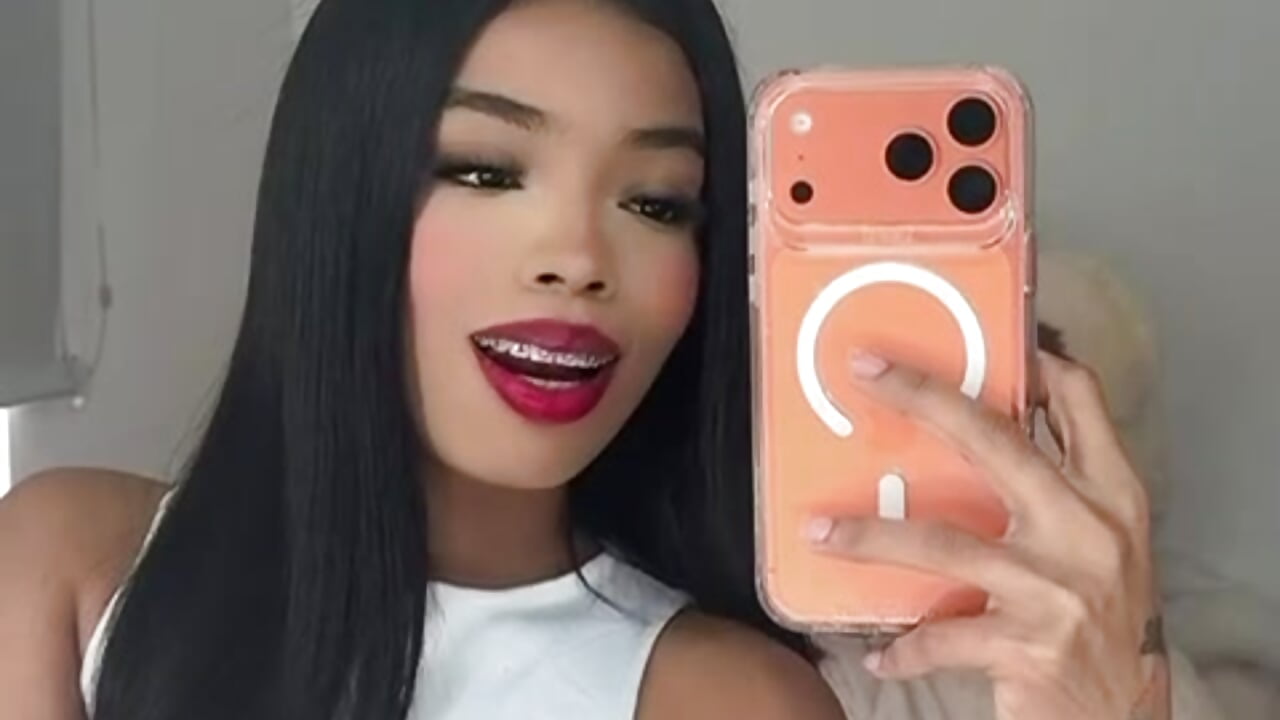 find a difference lol♥ - video by ximenawilliamss cam model