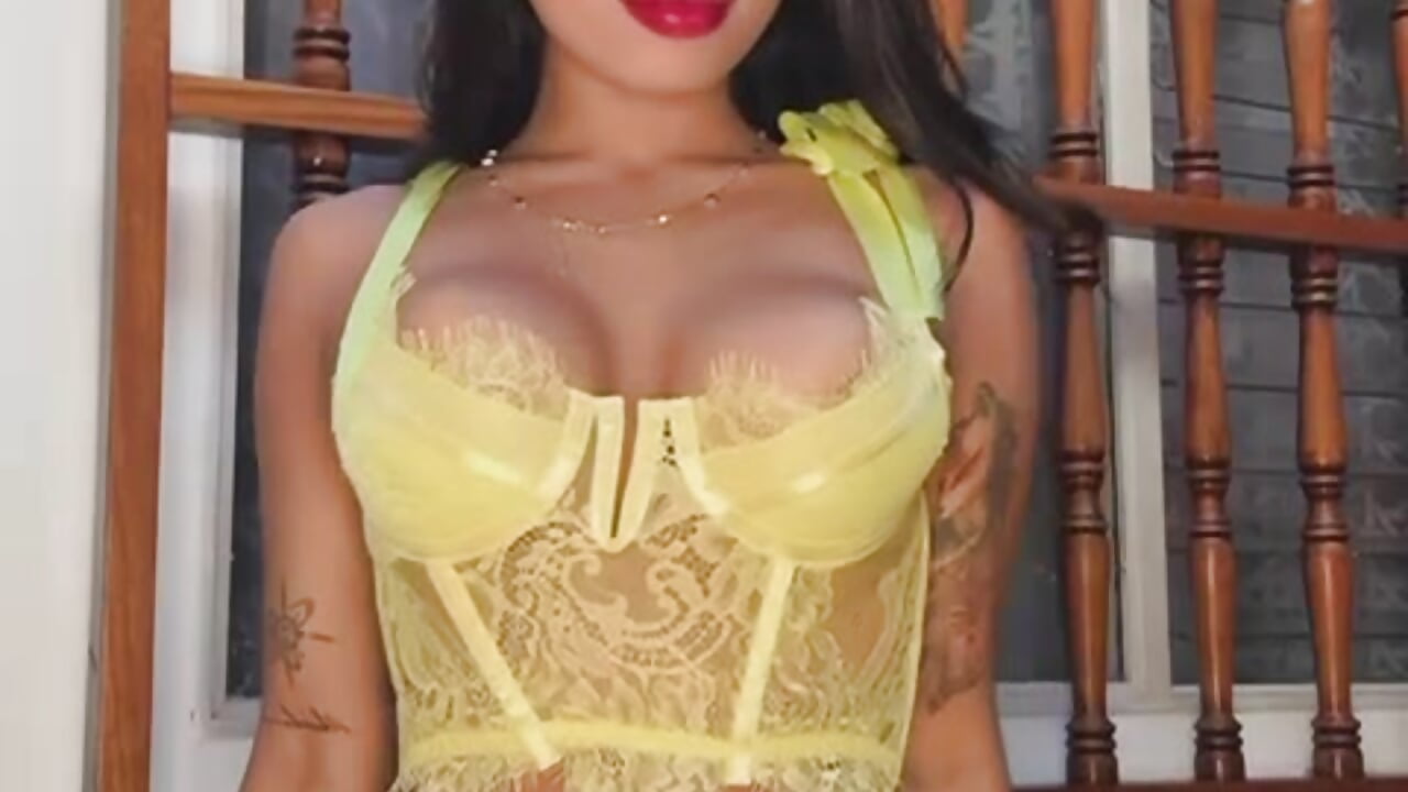 loving, what is your favorite color? - video oleh model kamera ximenawilliamss